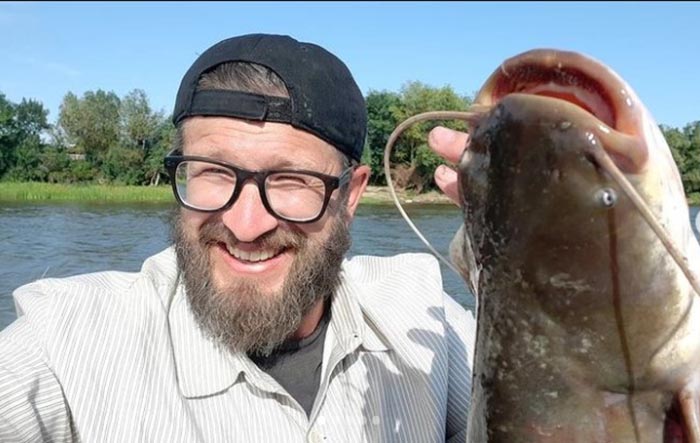Ведущий телеканала «Моя Планета» Андрей Понкратов рассказал о прелести астраханской рыбалки