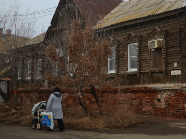 Программа расселения аварийного жилья в Астрахани может быть сорвана
