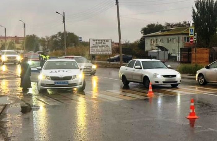 На южной окраине Астрахани «Лада» сбила трех несовершеннолетних