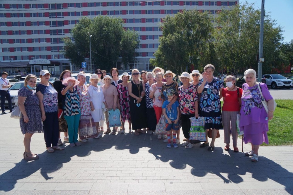 ЛУКОЙЛ дарит ветеранам прогулки по Волге в ознаменование Великой Победы