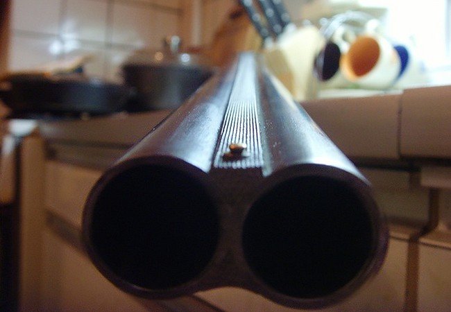 Астраханец застрелил гостя из ружья и, переночевав в одном доме с трупом, утопил тело в реке