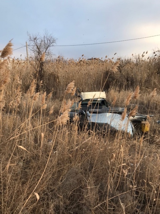 В аварии в Астраханской области от машины ничего не осталось