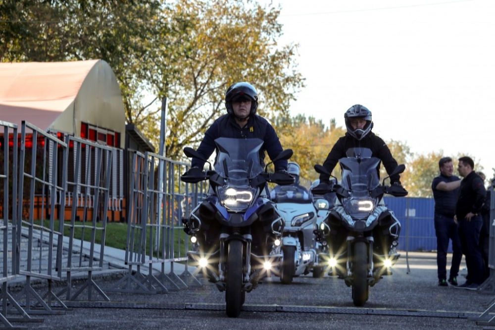 Астраханские перекрестки напрямую создают условия для ДТП, – губернатор Бабушкин