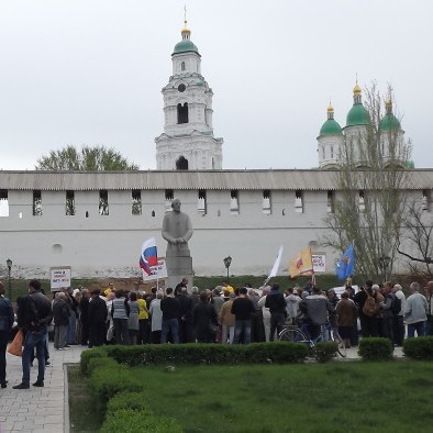 В Астрахани митинг в поддержку Навального собрал 50 человек (фото)