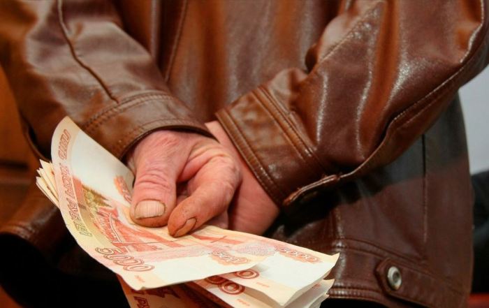 Астраханскую фирму оштрафовали на миллион за попытку дать взятку начальнику отдела полиции