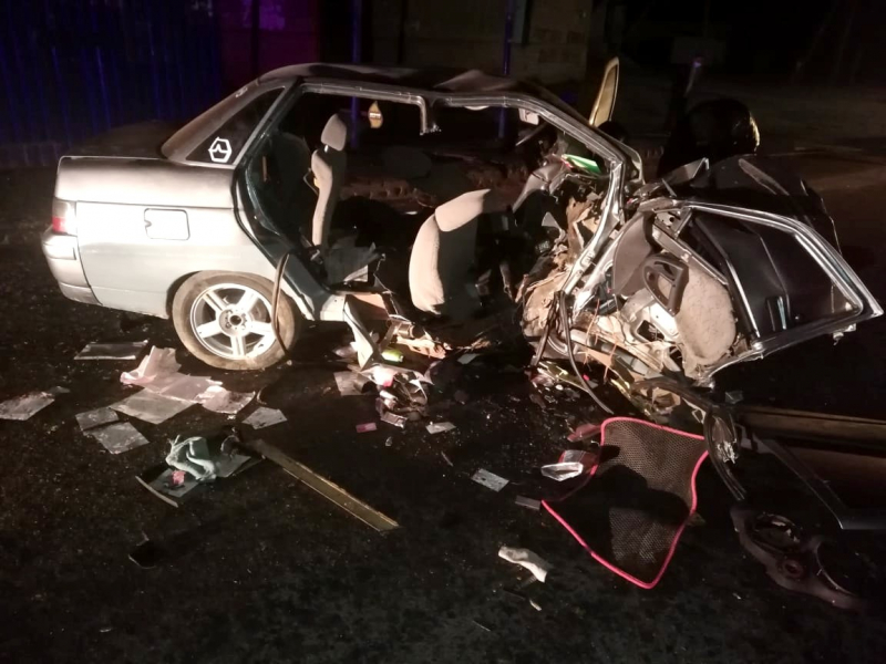 Молодые астраханцы попали в страшное ДТП, есть жертвы