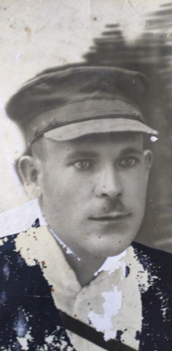 Со слезами на глазах. В Астрахани нашлась родственница пропавшего бойца