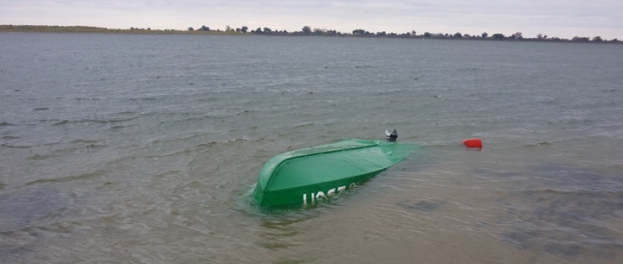 Астраханский браконьер остался без лодки