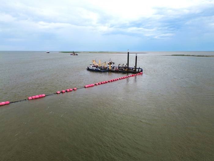 Со дна Волго-Каспийского канала подняли 7 миллионов кубометров грунта