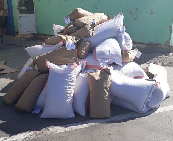 Астраханский предприниматель очень ждал из Казахстана макаронно-табачные изделия