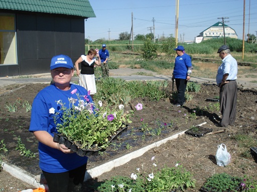 Мэрия попыталась превратить Астрахань в город-сад