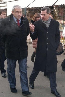 "Большие Исады" - теперь торговый центр