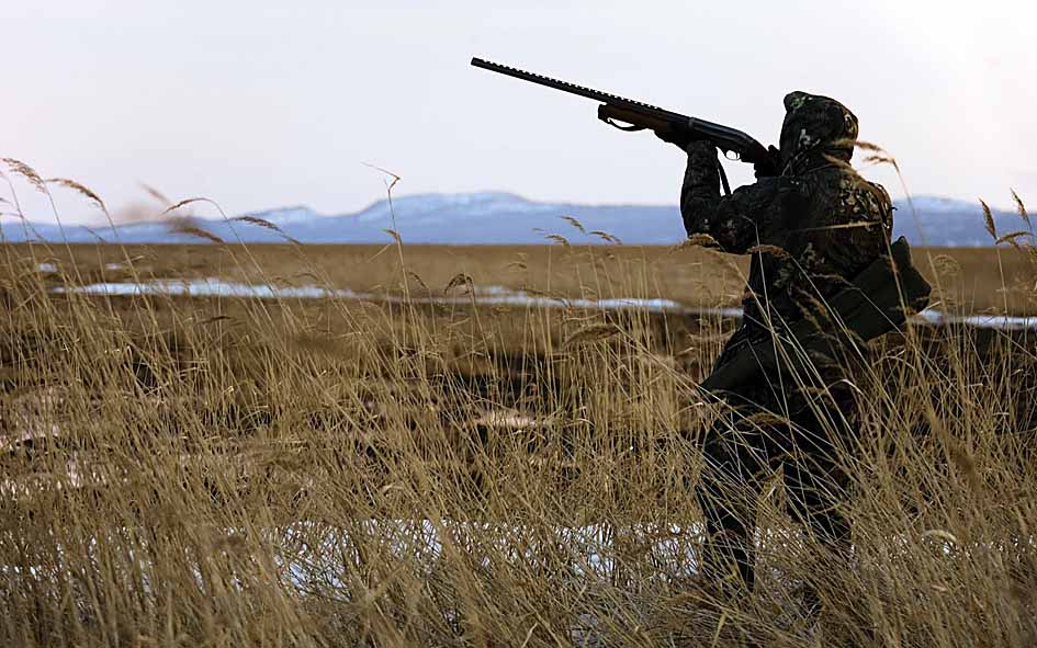 В Астраханской области пьяные охотники угрожали инспекторам