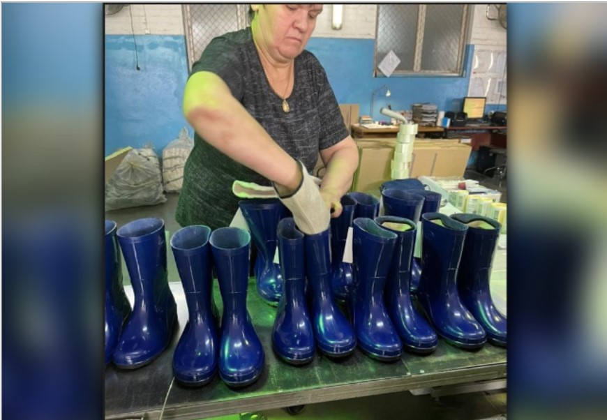Астраханские галоши и сланцы завоевывают зарубежный рынок