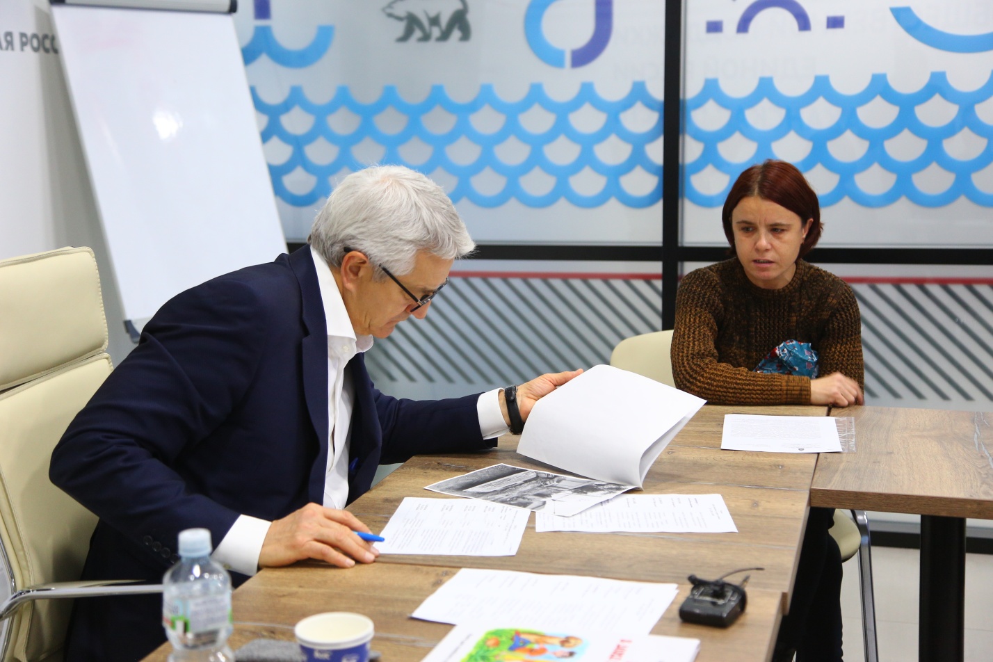 Леонид Огуль провел личный прием граждан по вопросам ЖКХ