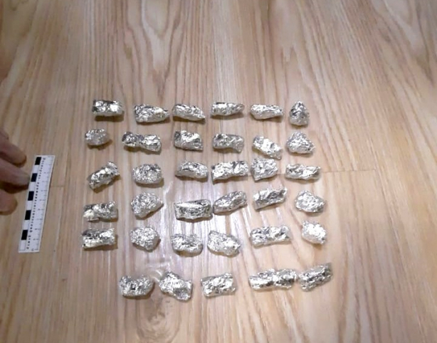 Астраханская полиция задержала московского таксиста-наркодилера 