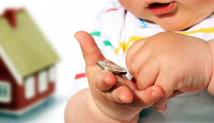 В администрации губернатора Астраханской области объяснили задержку выплат президентских денег на детей от 3 до 7 лет