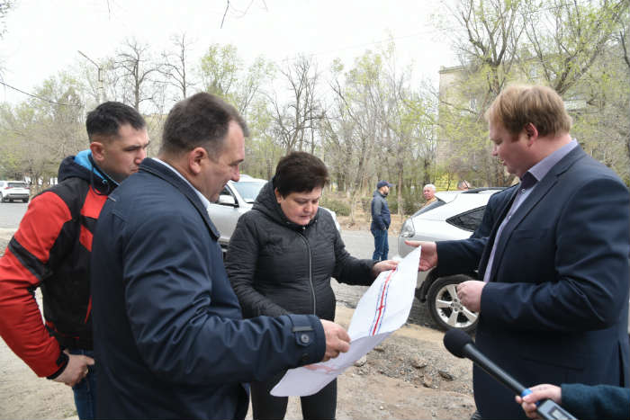 Ход ремонтных работ на Правобережье проинспектировала Мария Пермякова