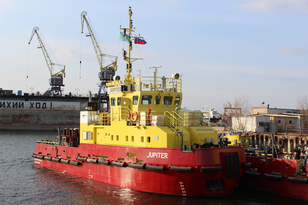 Астраханские судостроители сдали буксир казахской OMS Shipping 