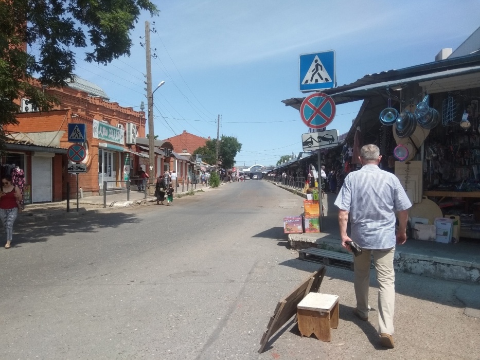 На рынке Большие Исады появится парковка