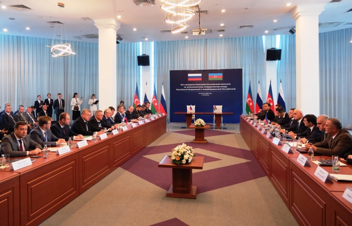 В Астрахани участники Межправительственной комиссии России и Азербайджана выразили готовность к укреплению сотрудничества
