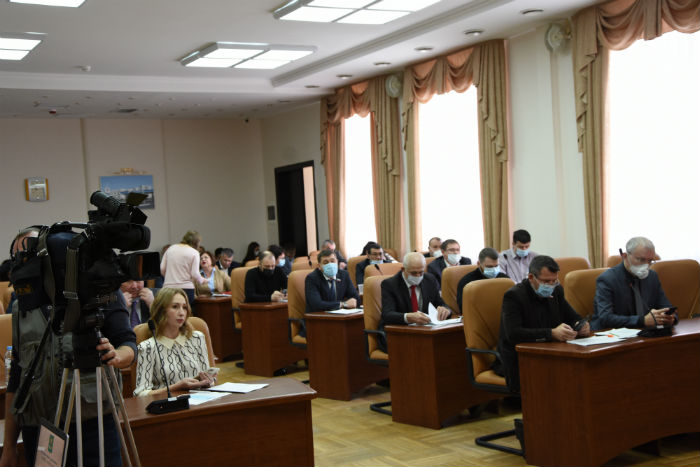 Депутаты Городской думы рекомендовали утвердить бюджет на 2021 год