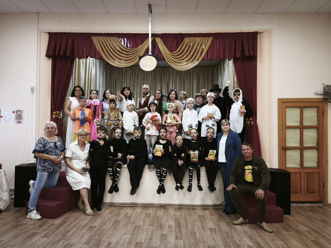 В Астрахани особенные дети ставят спектакли и завоевывают призы