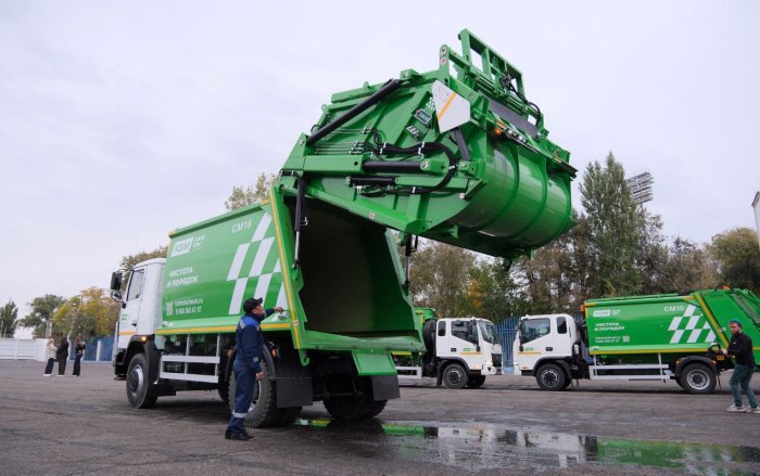 В Астраханской области активно пополняется автопарк мусороуборочной техники 