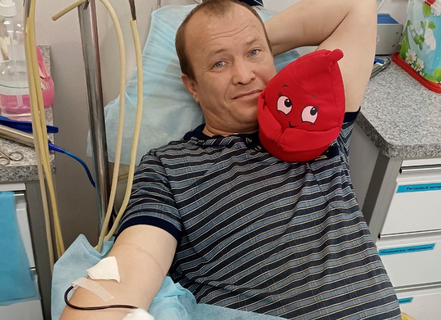 Астраханские корабелы поделились кровью