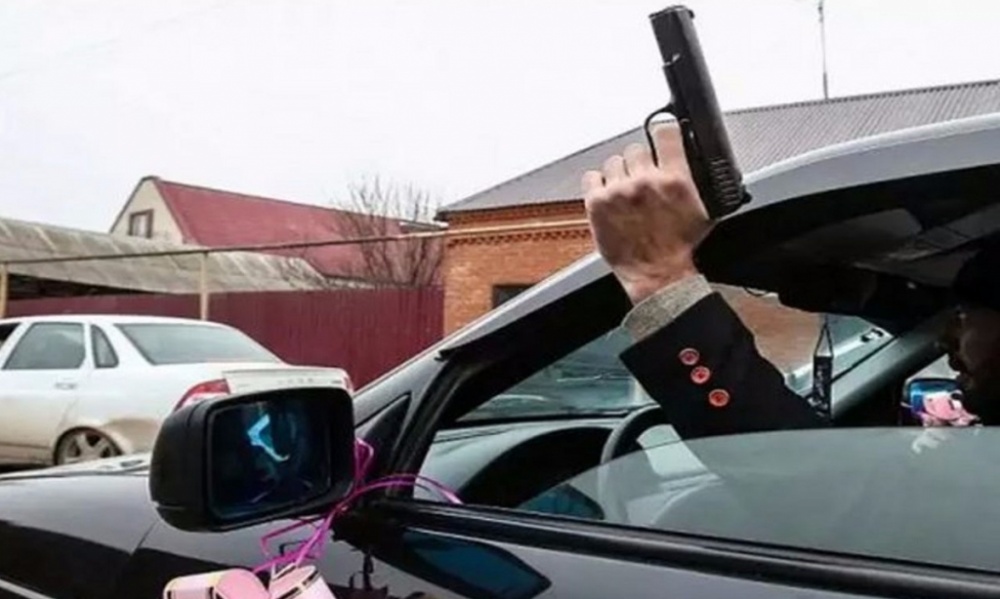 На свадьбе в Астраханской области стреляли 