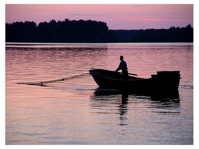 В Астраханской области пропал рыбак