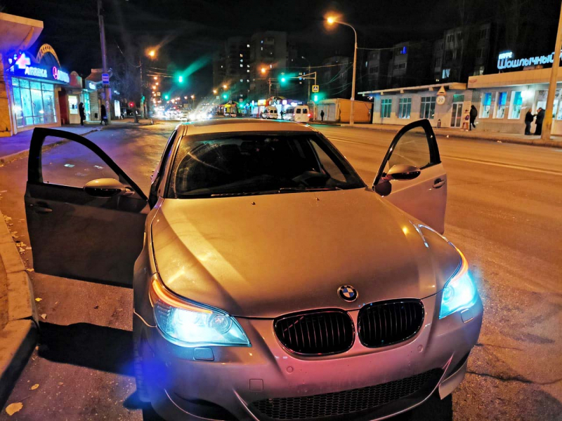 Астраханец на крутой тачке собрал кучу штрафов на невероятную сумму