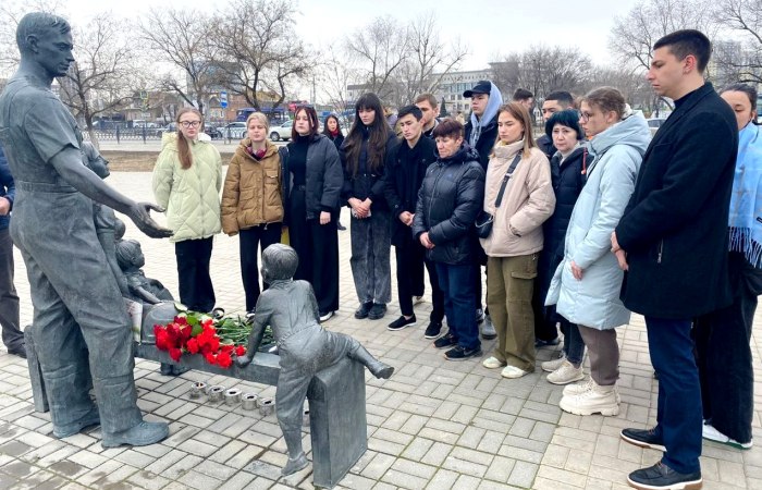 Игорь Бабушкин: Астраханцы разделяют боль с родными погибших