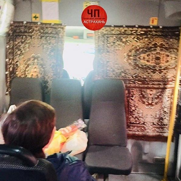 По Астрахани передвигается маршрутка Хоттабыча