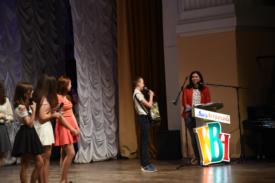 В Астрахани прошел полуфинал лиги «КВН. Школьная»