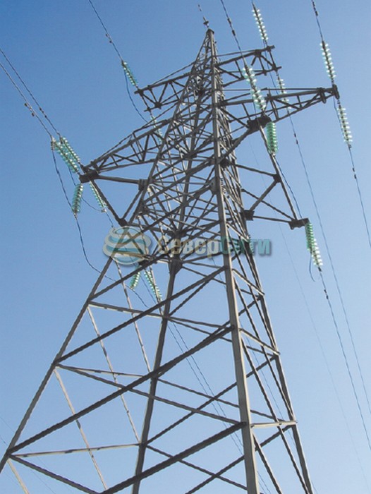 В Астрахани эвакуатор оставил без света жителей одной из улиц (ВИДЕО)