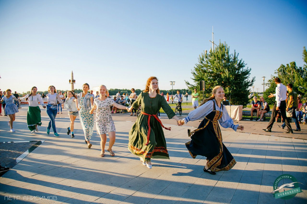 Сезон летних вечерок в Астрахани объявляется закрытым
