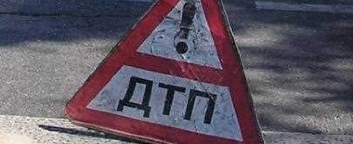 В Астрахани пенсионер на скутере попал в ДТП