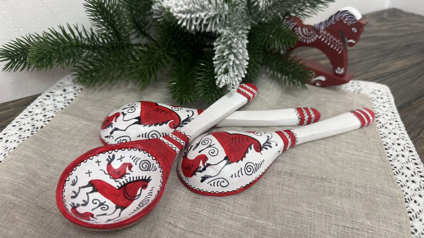 Лавка новогодних подарков открыта в астраханском Доме ремесел 