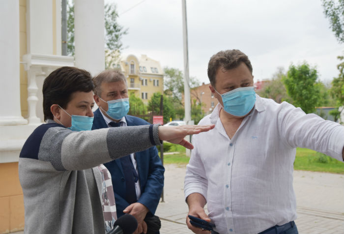 Лебединое озеро в Астрахани масштабно реконструируют