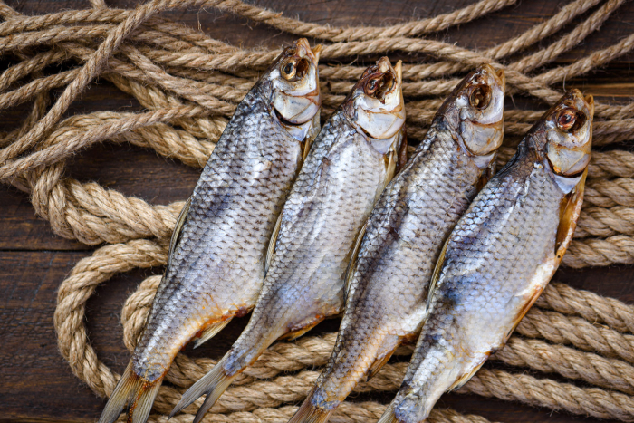 Астраханская вобла и осетровая икра вошли ﻿в топ продуктовых брендов России