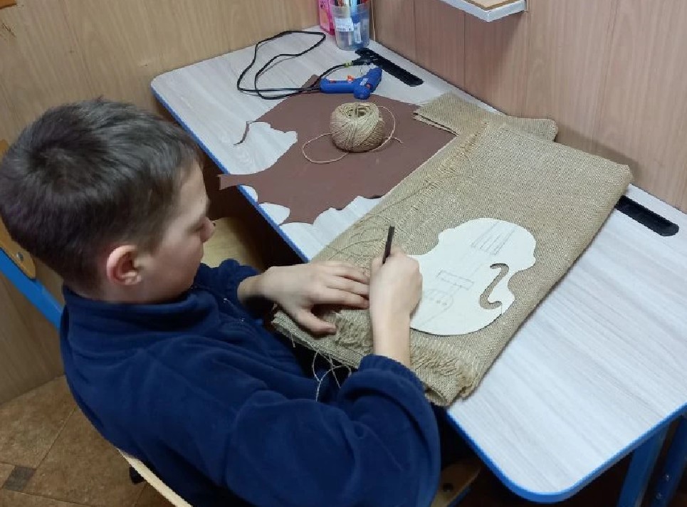 Астраханский школьник получил приз за «музыкальную» авоську 