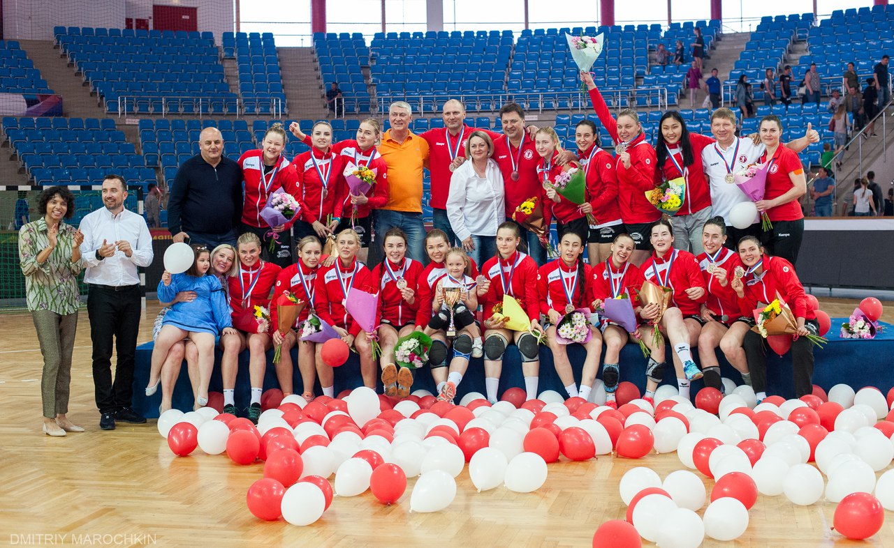 "Астраханочка" стала бронзовым призером чемпионата России по гандболу