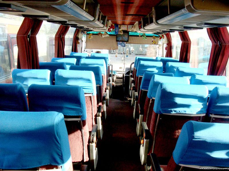  У астраханца за долги арестовали рейсовый автобус