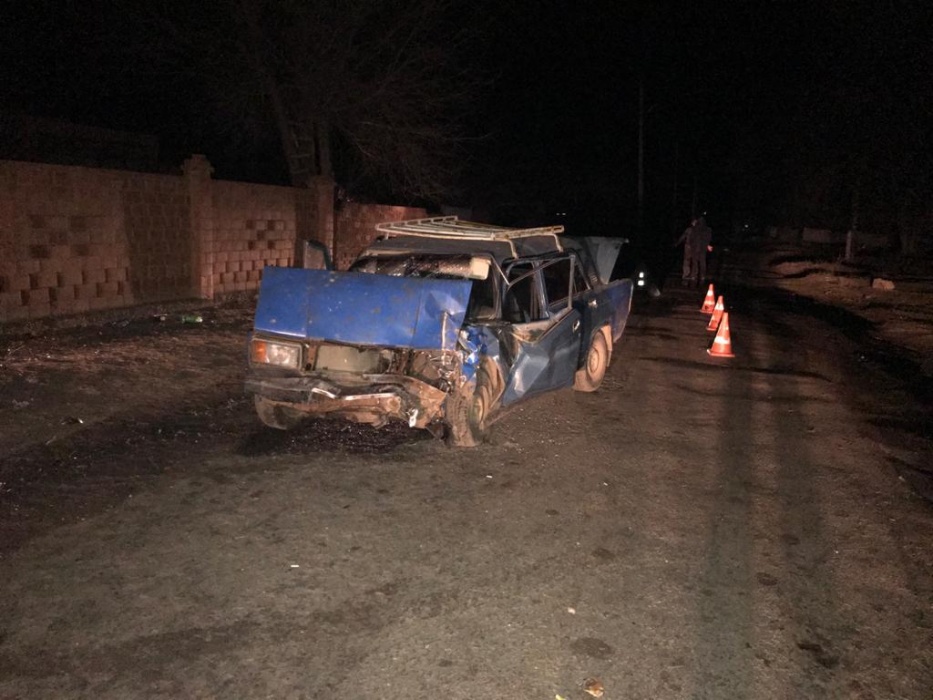 В астраханском селе пьяный отчим на машине чуть не угробил детей 