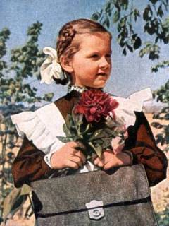 В Астраханской области первый звонок прозвенит для 9 тысяч первоклашек