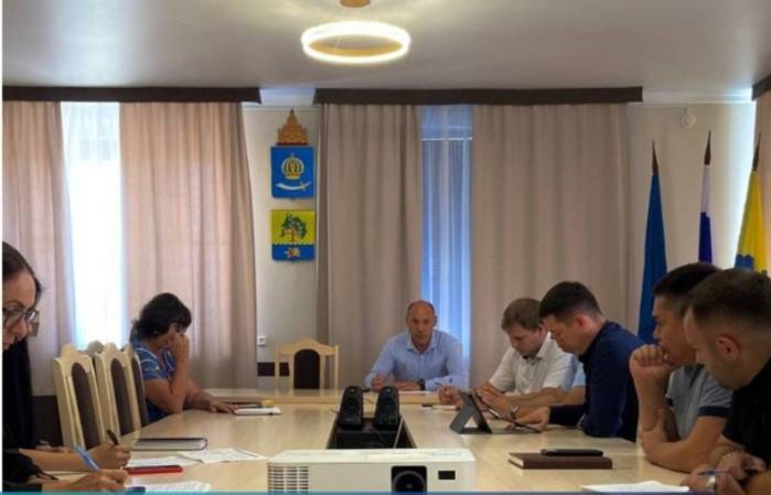 Готовность школ к началу учебного года обсудили в Приволжском районе