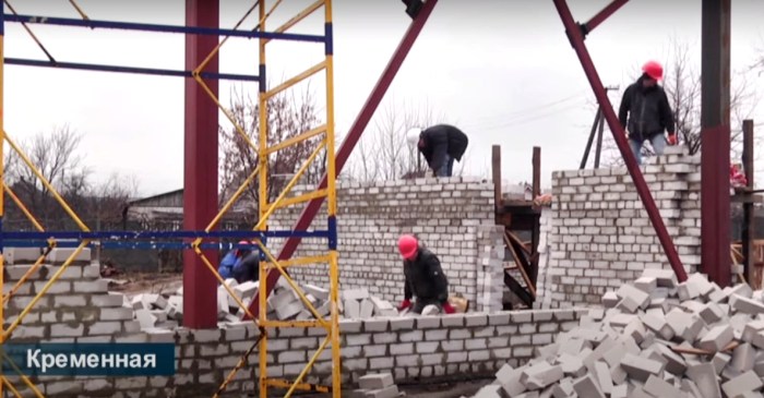 В этом году Астраханская область восстановит 17 соцобъектов в Кременском районе ЛНР