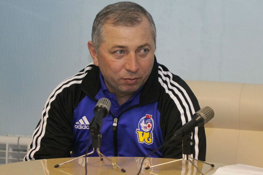 ХАЗРЕТ ДЫШЕКОВ: «МЫ БУДЕМ РАССТАВАТЬСЯ С ФУТБОЛИСТАМИ, КОТОРЫЕ НАС НЕ УСТРАИВАЮТ».