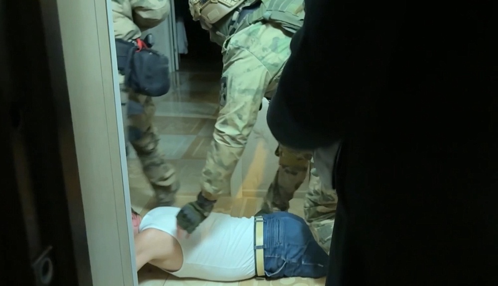 Вместе с начальником отдела МБУ «Чистый город» в Астрахани задержана его заместитель